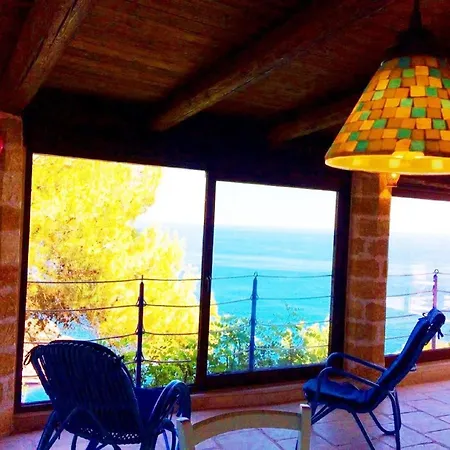 Hébergement de vacances Ferienhaus Mit Terrassen Und Traumhaftem Blick Aufs *